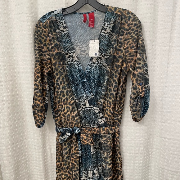 Vibrant Multi-Color Leopard & Snakeskin print Romper- NWT- Saks Off Fifth Size M - Picture 6 of 6
